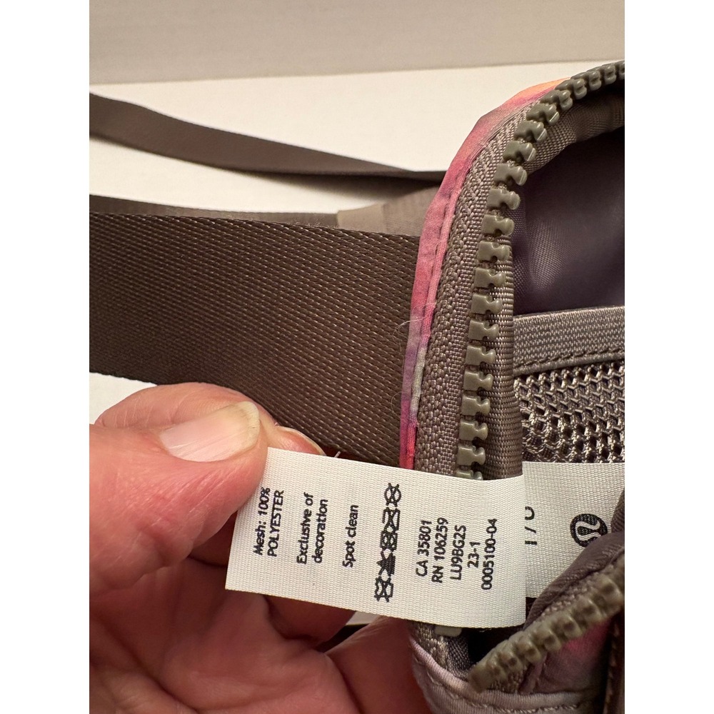 Lululemon Everywhere Belt Bag 1L Tie Dye Multi Color Abstract Fanny Pack LU9BG2S - Picture 5 of 5